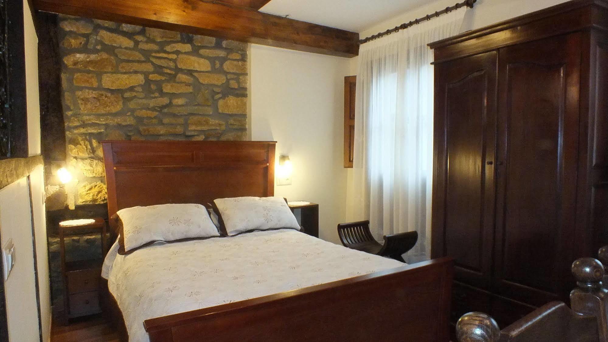 Apartamentos Legado De Santillana Santillana del Mar Exterior foto